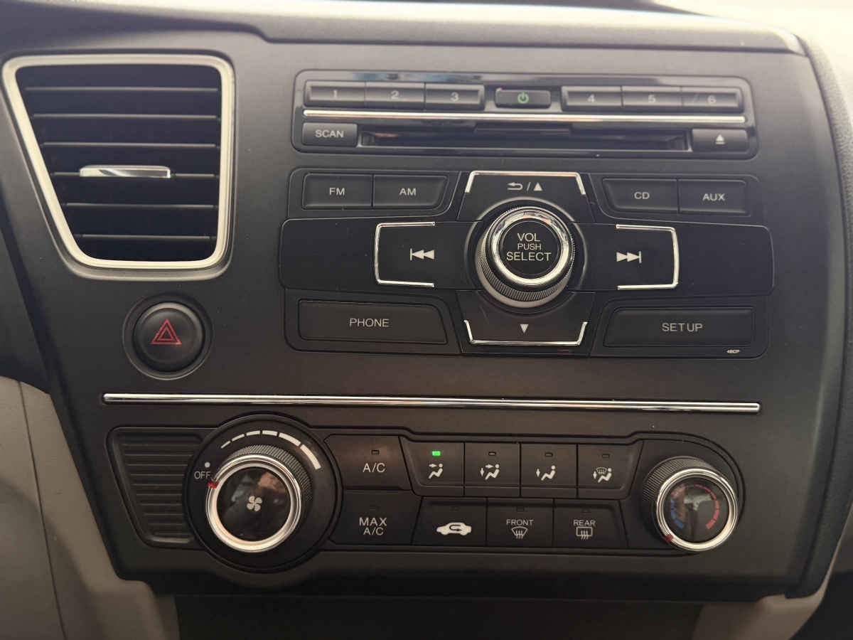 2014 Honda Civic 4p LX Sedán L4/1.8 Aut