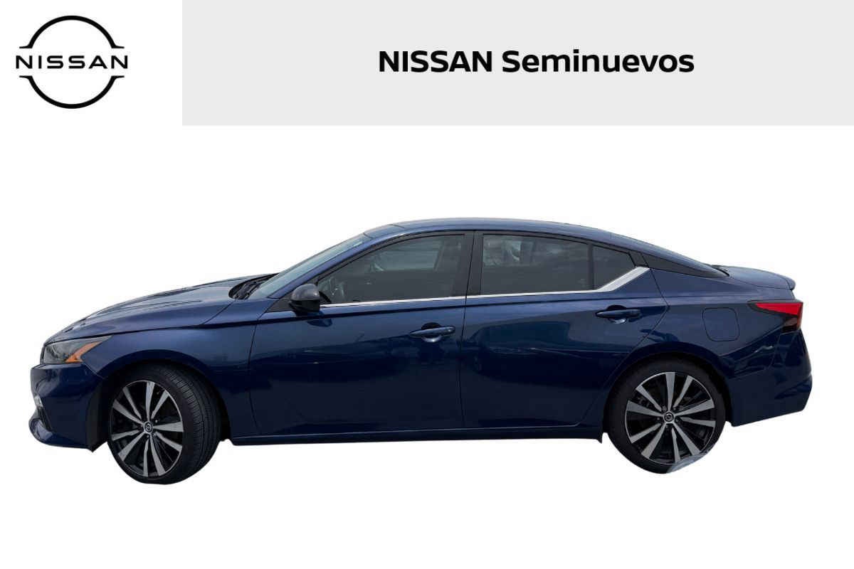 2022 Nissan Altima 4p SR Turbo L4/2.0/T Aut