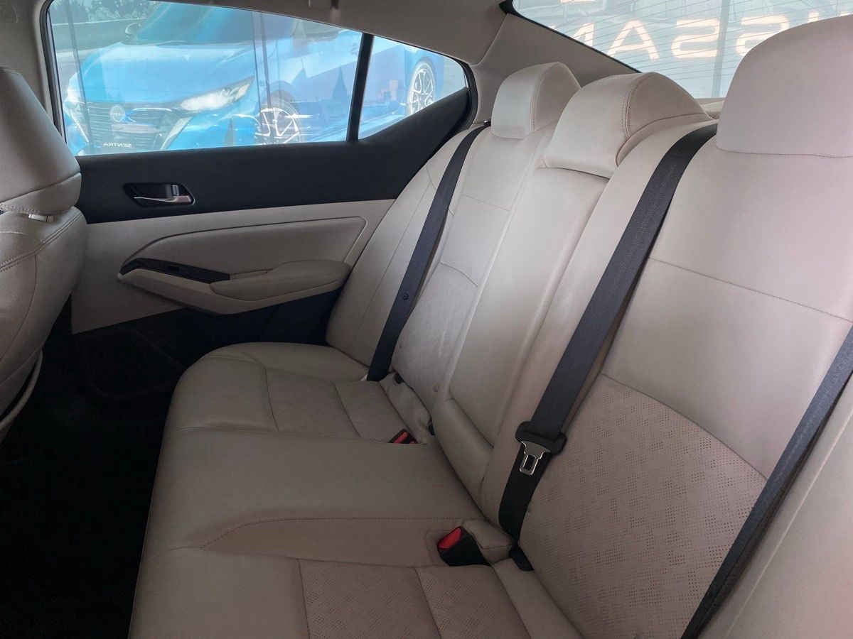 2023 Nissan Altima 4p Exclusive L4/2.0/T Aut