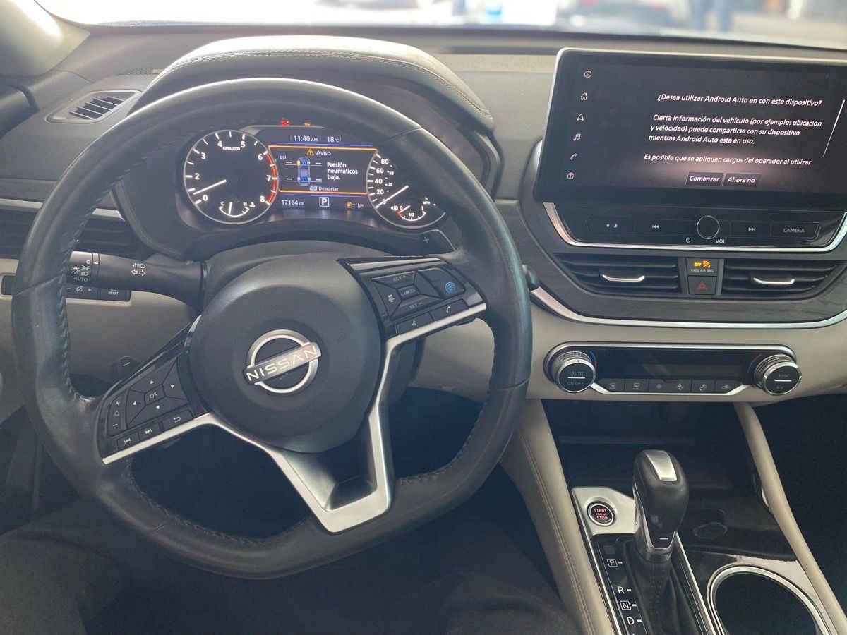 2023 Nissan Altima 4p Exclusive L4/2.0/T Aut