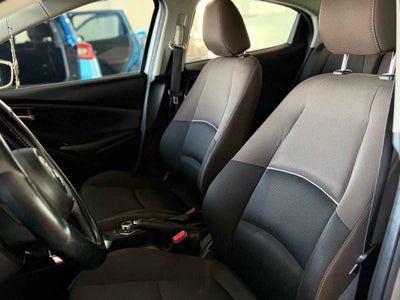 2023 Mazda Mazda 2 4p i L4/1.5 Aut