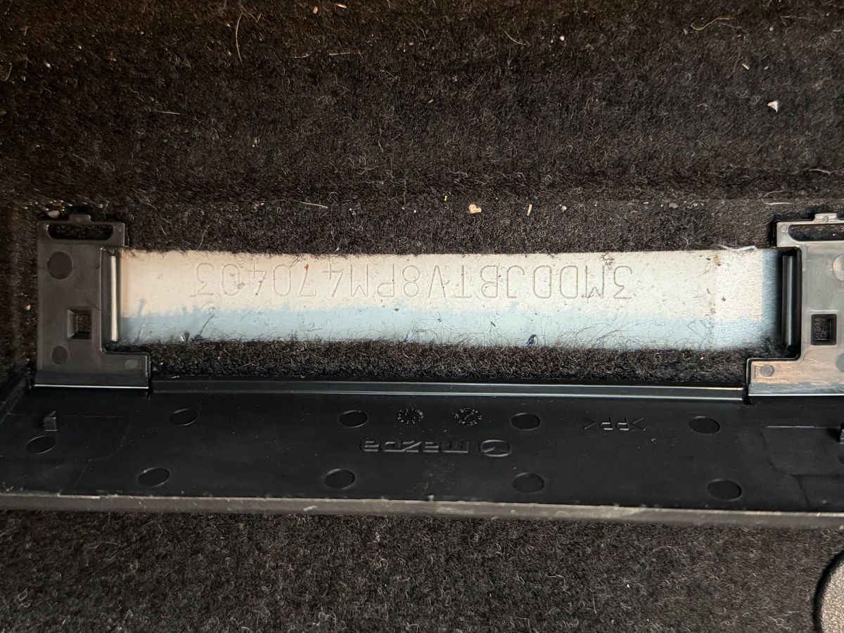 2023 Mazda Mazda 2 4p i L4/1.5 Aut