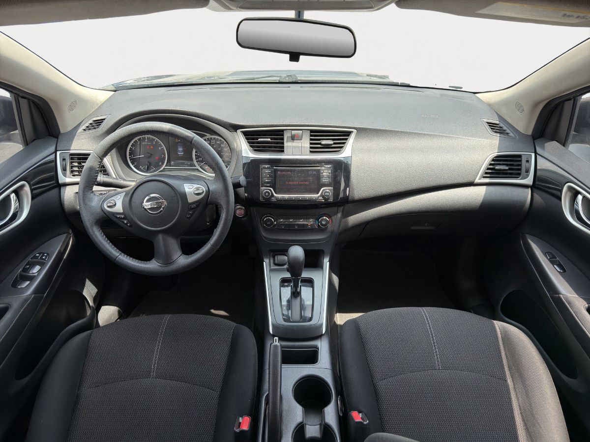 2018 Nissan Sentra 4p Advance L4/1.8 Aut