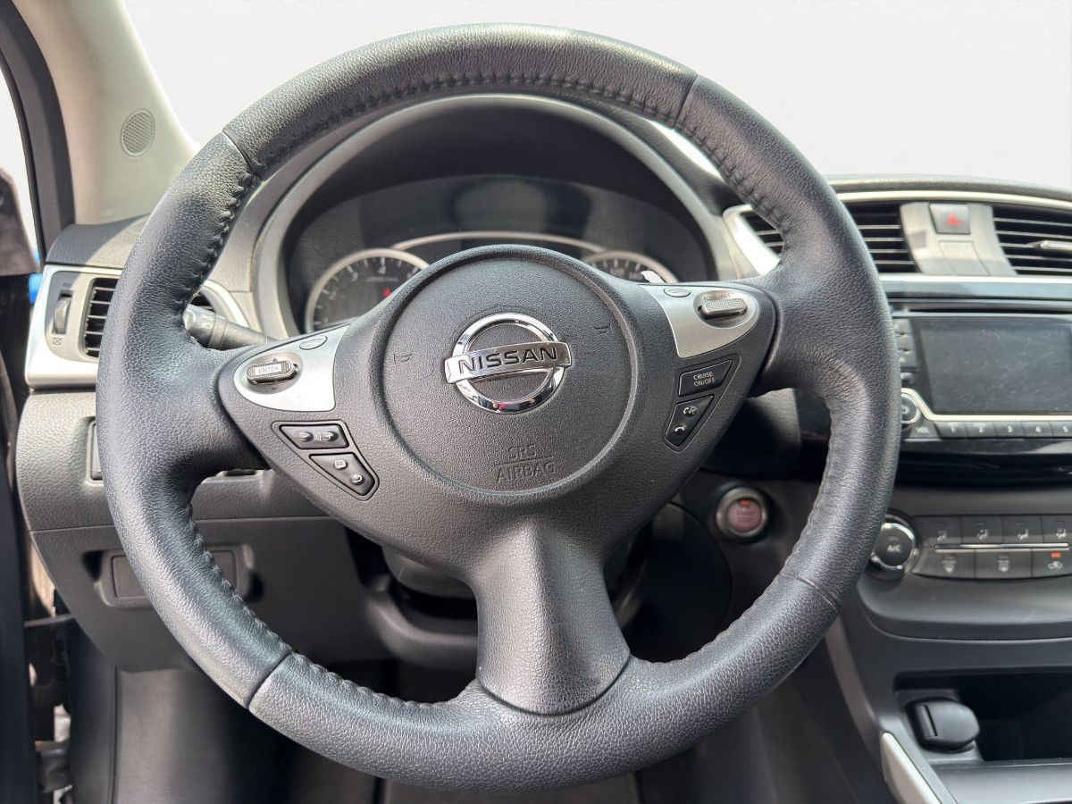 2018 Nissan Sentra 4p Advance L4/1.8 Aut