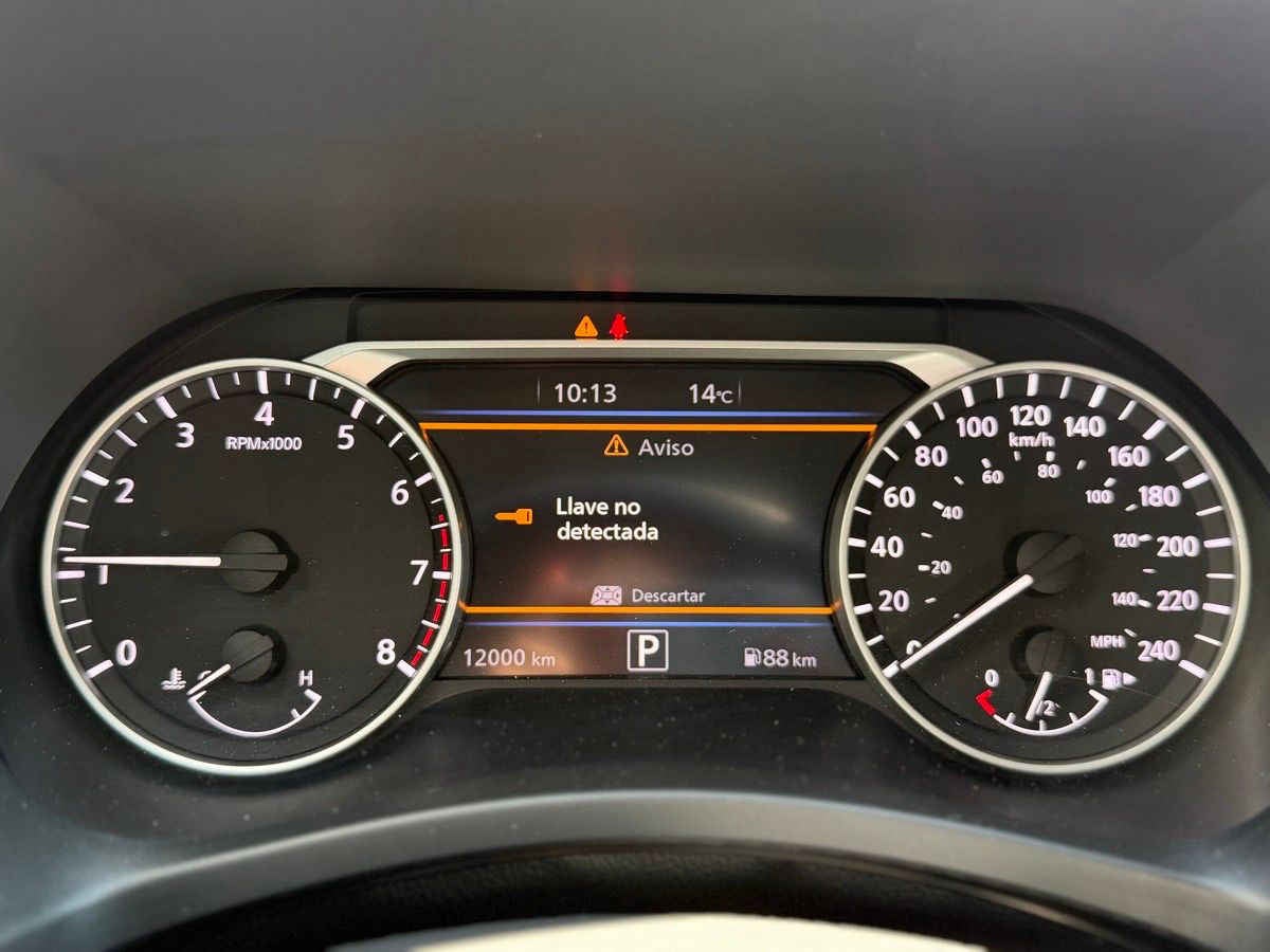 2025 Nissan Sentra 4p SR L4/2.0 Aut