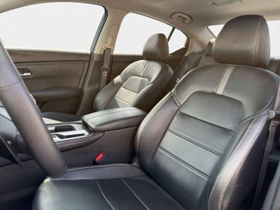 2025 Nissan Sentra 4p SR Platinum L4/2.0 Aut