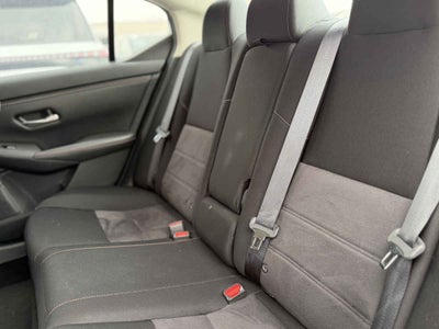 2021 Nissan Sentra 4p SR Bi-tono L4/2.0 Aut