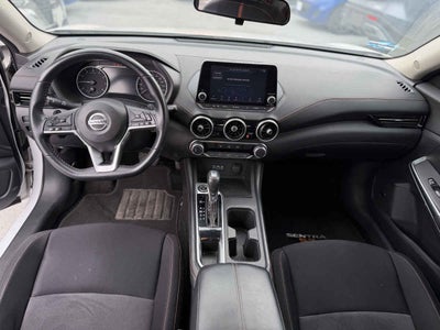 2021 Nissan Sentra 4p SR Bi-tono L4/2.0 Aut