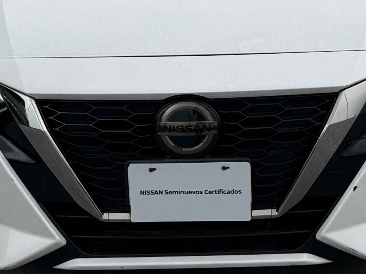 2021 Nissan Sentra 4p SR Bi-tono L4/2.0 Aut