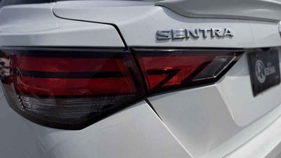 2021 Nissan Sentra 4p SR L4/2.0 Aut