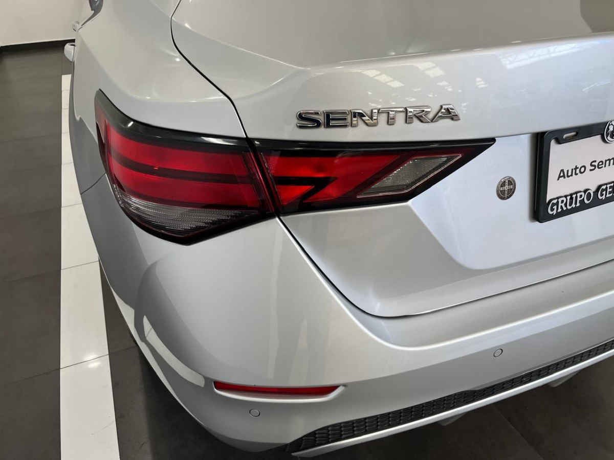 2020 Nissan Sentra 4p Sense L4/2.0 Man