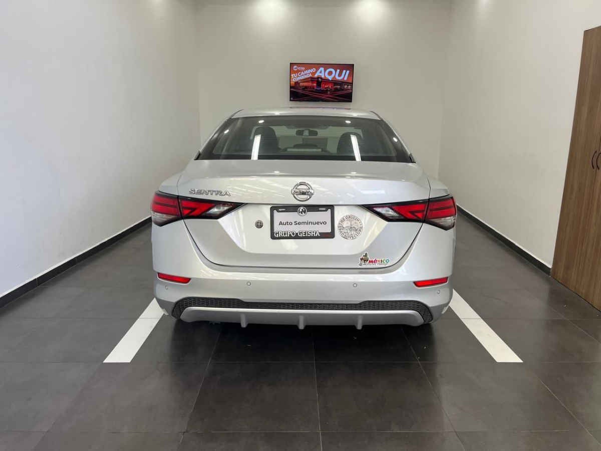 2020 Nissan Sentra 4p Sense L4/2.0 Man