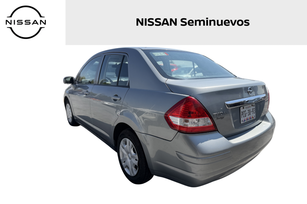 2017 Nissan Tiida 4p Sedán Sense L4/1.8 Aut