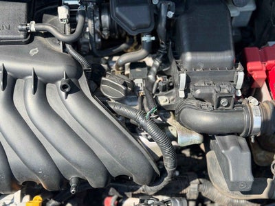 2017 Nissan March 5p Sense L4/1.6 Aut