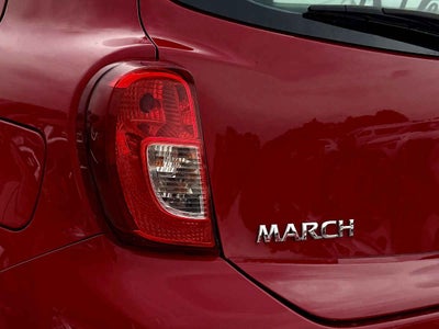 2017 Nissan March 5p Advance L4/1.6 Man