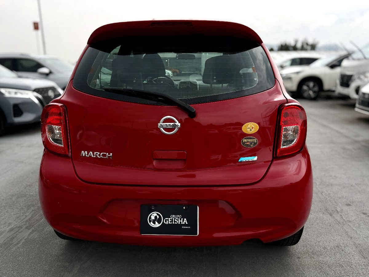 2017 Nissan March 5p Advance L4/1.6 Man