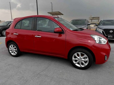 2017 Nissan March 5p Advance L4/1.6 Man