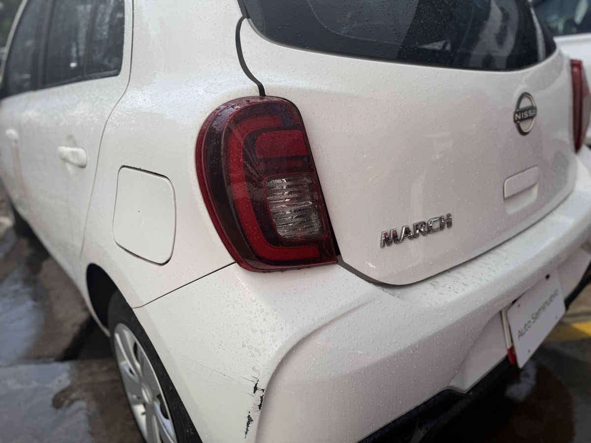 2022 Nissan March 5p Sense L4/1.6 Aut