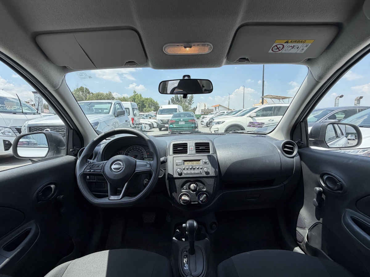 2025 Nissan March 5p Sense L4/1.6 Aut