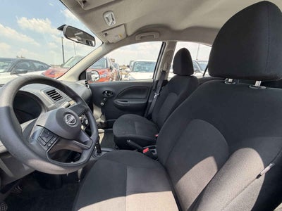 2025 Nissan March 5p Sense L4/1.6 Aut