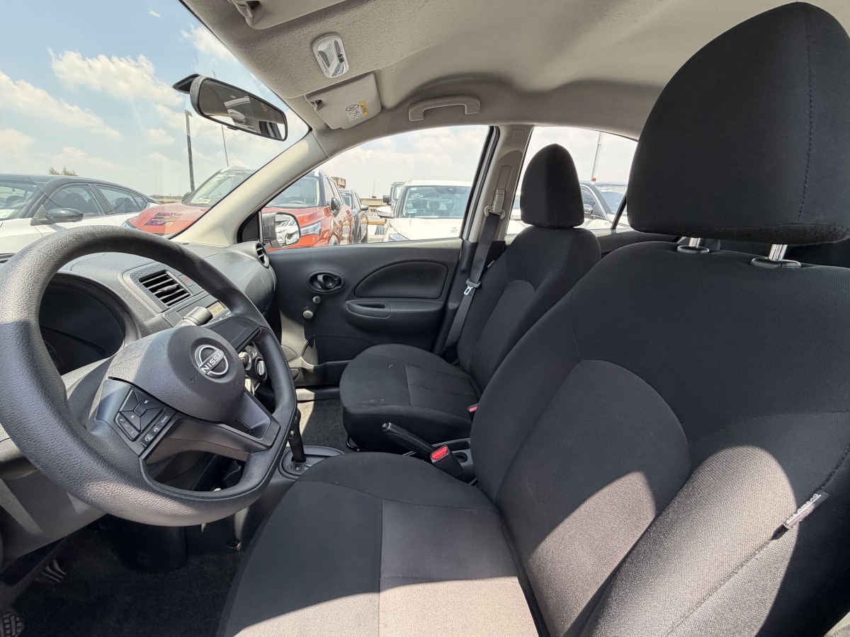 2025 Nissan March 5p Sense L4/1.6 Aut