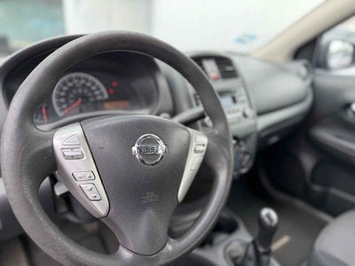 2015 Nissan Versa 4p Sense L4/1.6 Man