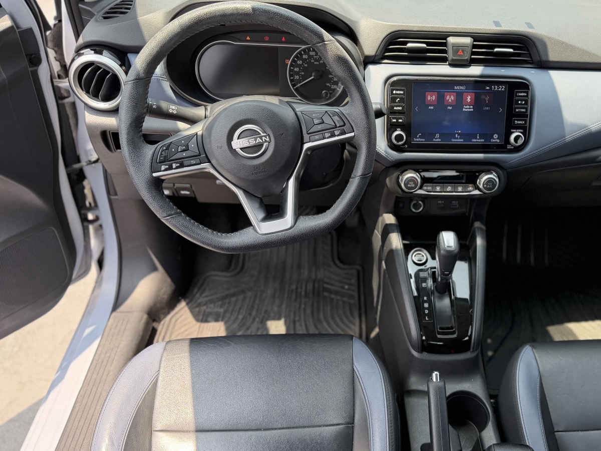 2023 Nissan Versa 4p Exclusive L4/1.6 Aut