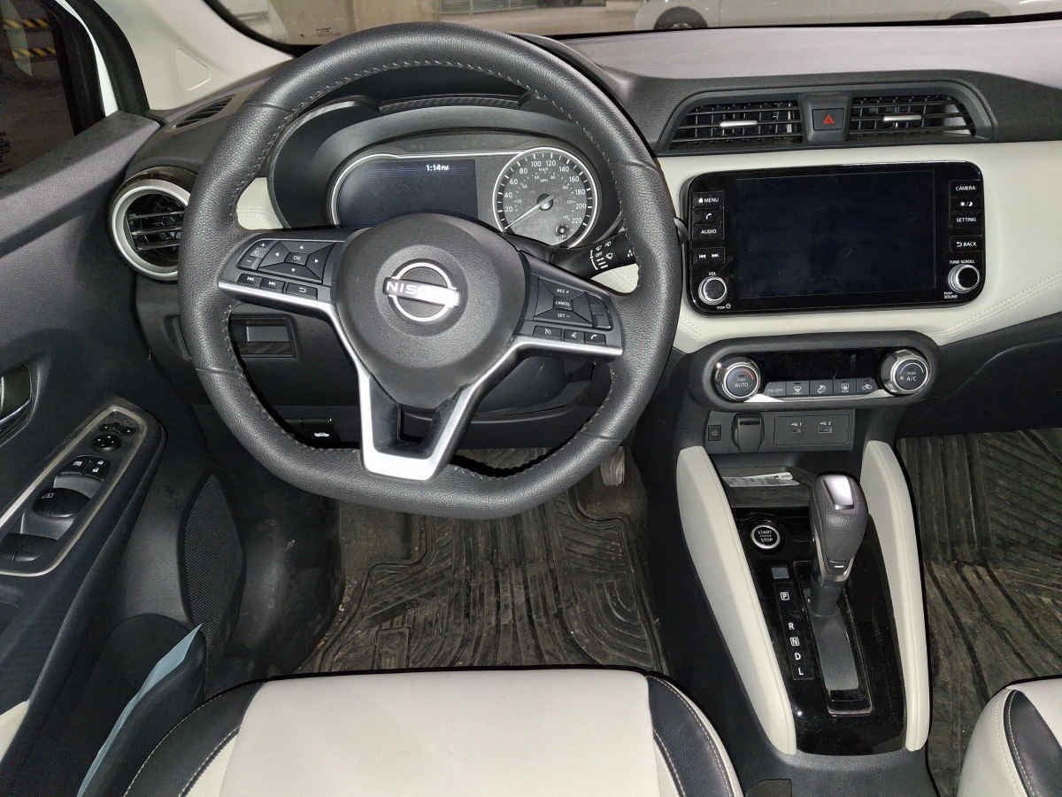 2024 Nissan Versa 4p Exclusive L4/1.6 Aut