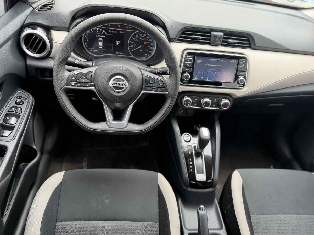 2021 Nissan Versa 4p Advance L4/1.6 Aut