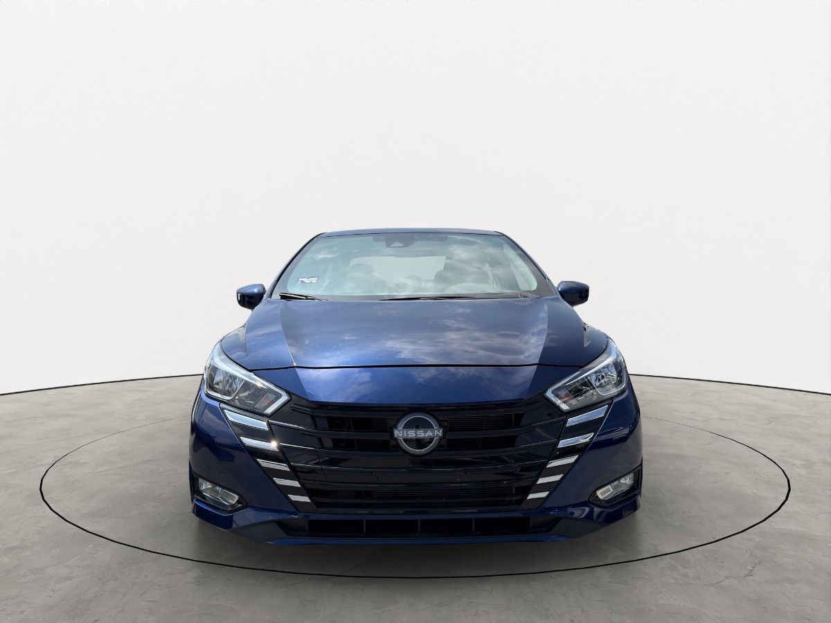 2025 Nissan Versa 4p Advance L4/1.6 Aut