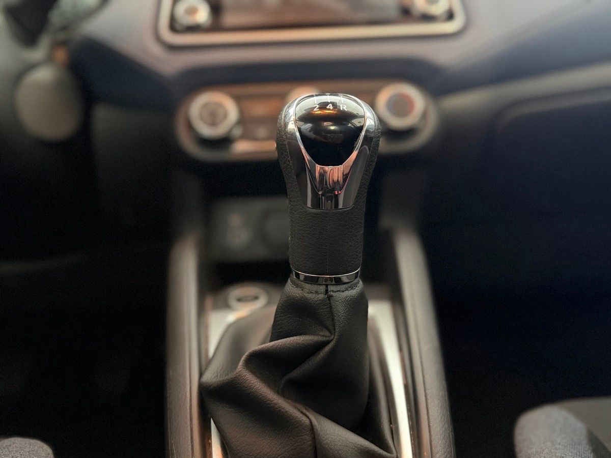 2024 Nissan Versa 4p Advance L4/1.6 Man