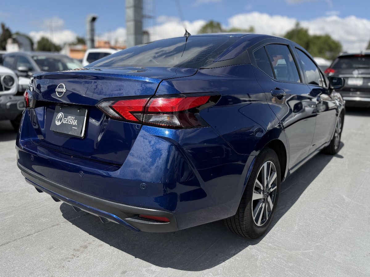 2023 Nissan Versa 4p Advance L4/1.6 Aut