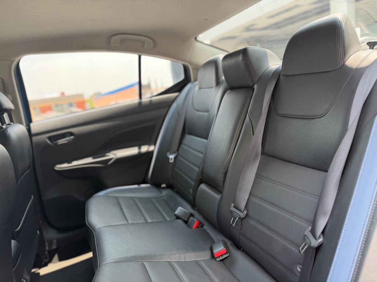 2024 Nissan Versa 4p Exclusive L4/1.6 Aut