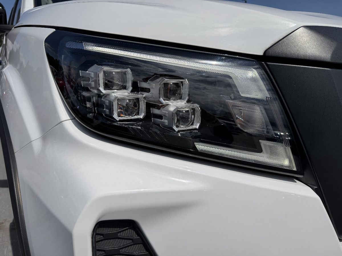 2025 Nissan Frontier 4p Pro-4X V6/3.8 Aut 4x4