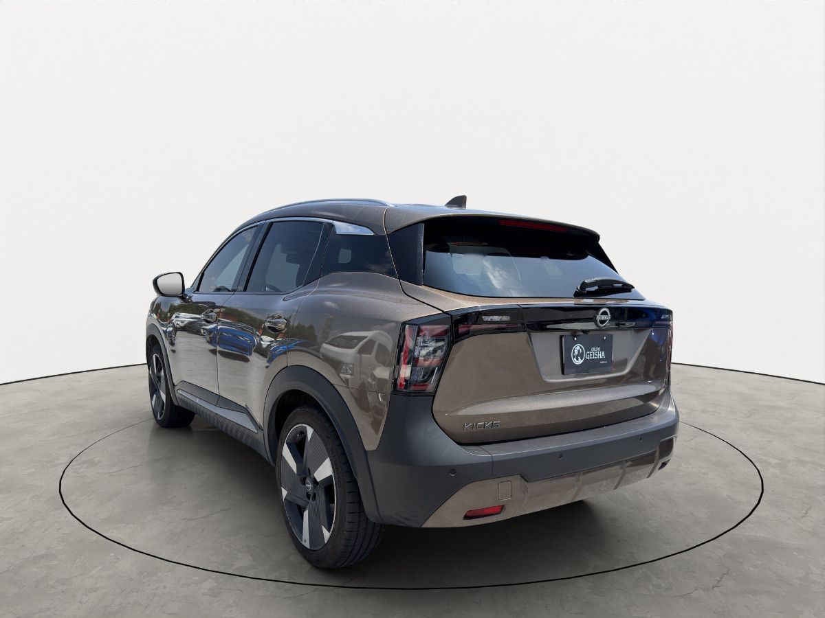 2025 Nissan Kicks 5p Platinum L4/2.0 Aut