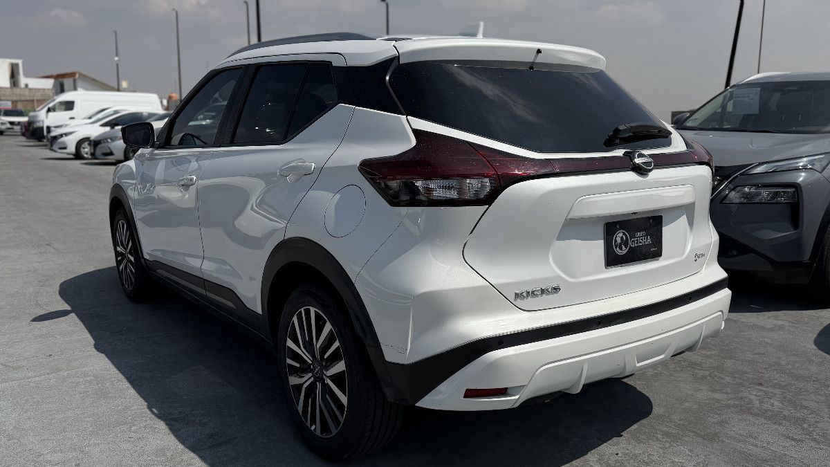 2022 Nissan Kicks 5p Exclusive 1.6 Lts CVT 22