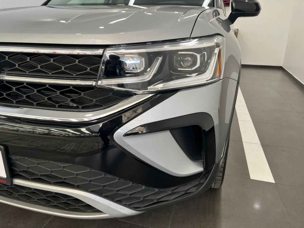 2024 Volkswagen Taos 5p Highline L4/1.4/T Aut