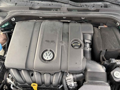 2017 Volkswagen Jetta 4p Sportline L5/2.5 Aut