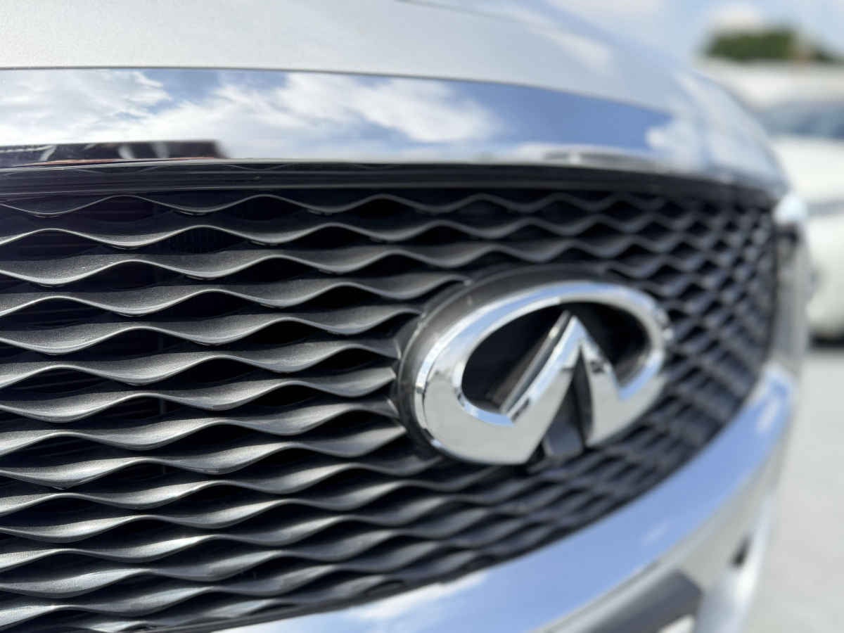 2019 INFINITI QX60 5p QX60 HEV Plus L4/2.5 Aut