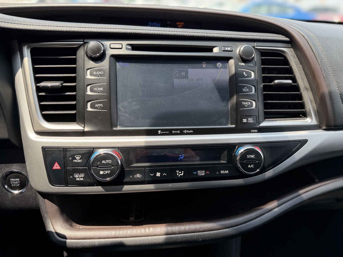 2019 Toyota Highlander 5p XLE V/3.5 Aut