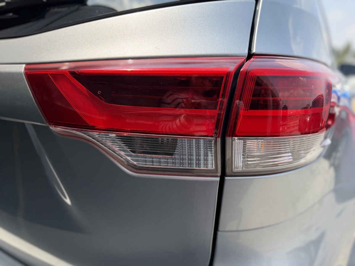 2019 Toyota Highlander 5p XLE V/3.5 Aut