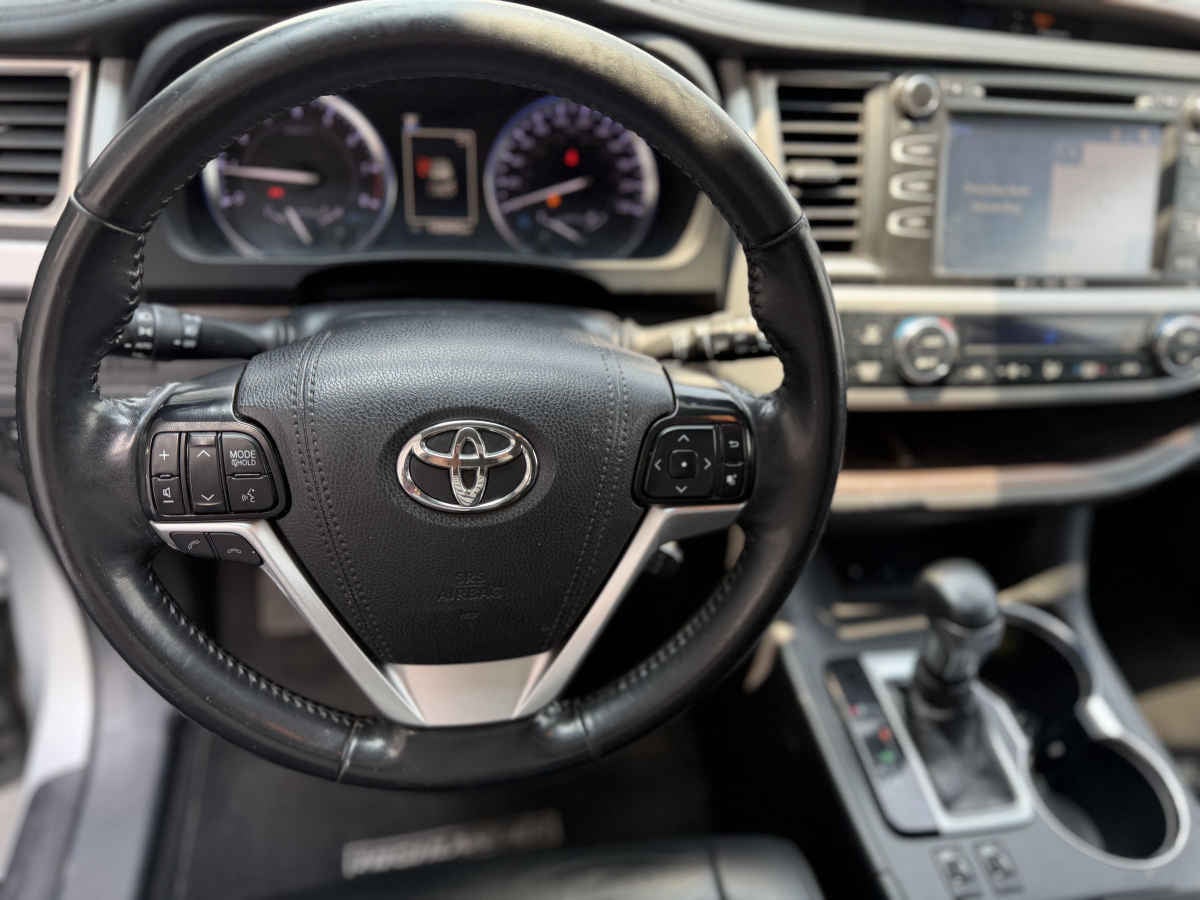 2019 Toyota Highlander 5p XLE V/3.5 Aut