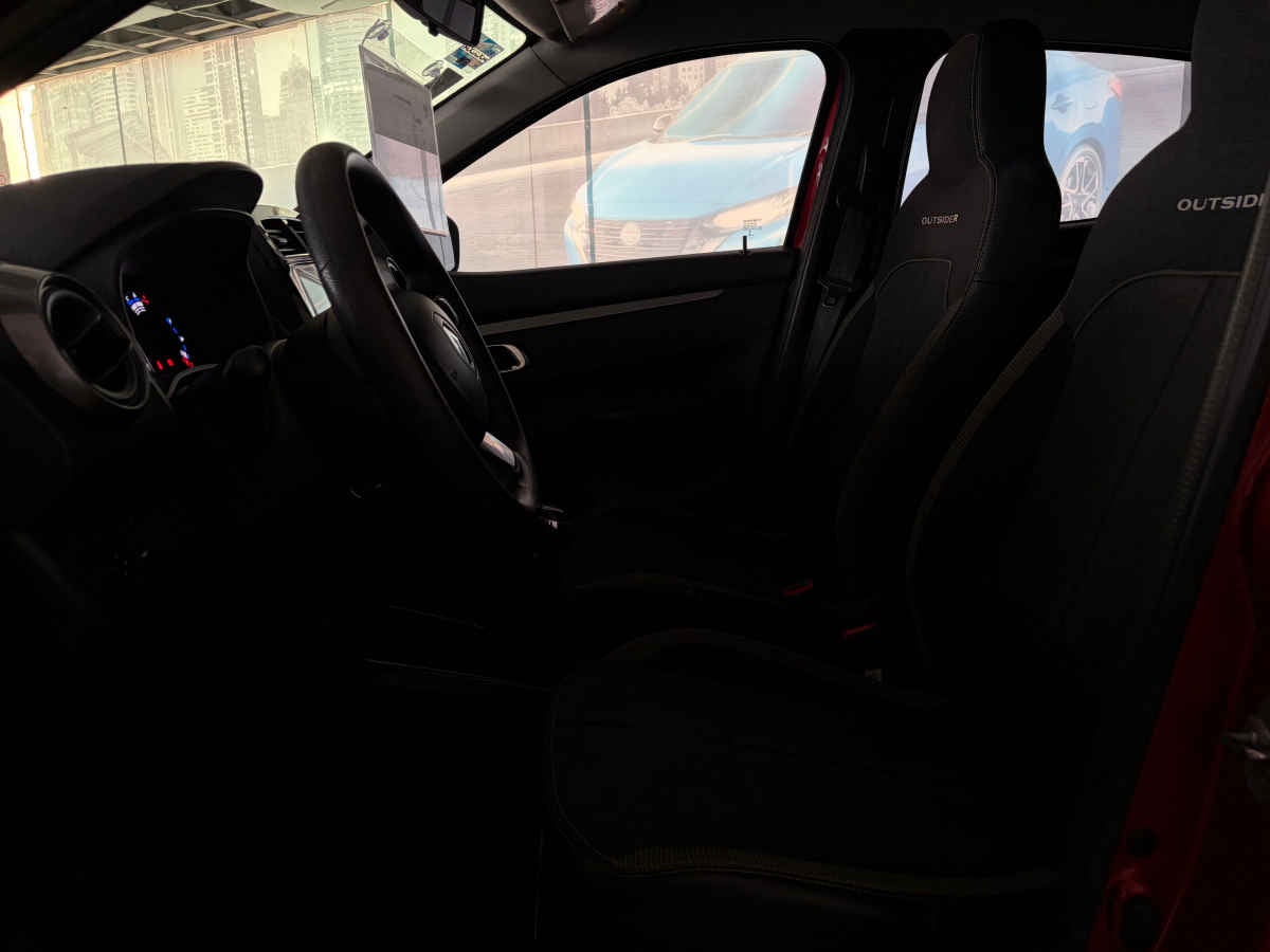 2023 Renault Kwid 5p Outsider L3/1.0 Man