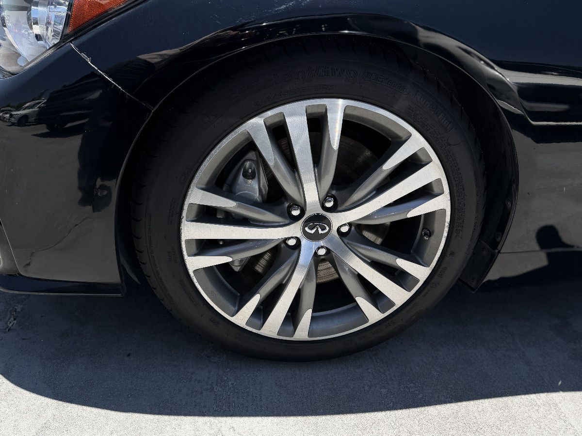 2018 INFINITI Q 50 4p Q50 Hybrid 50kw o V6/3.5 Aut