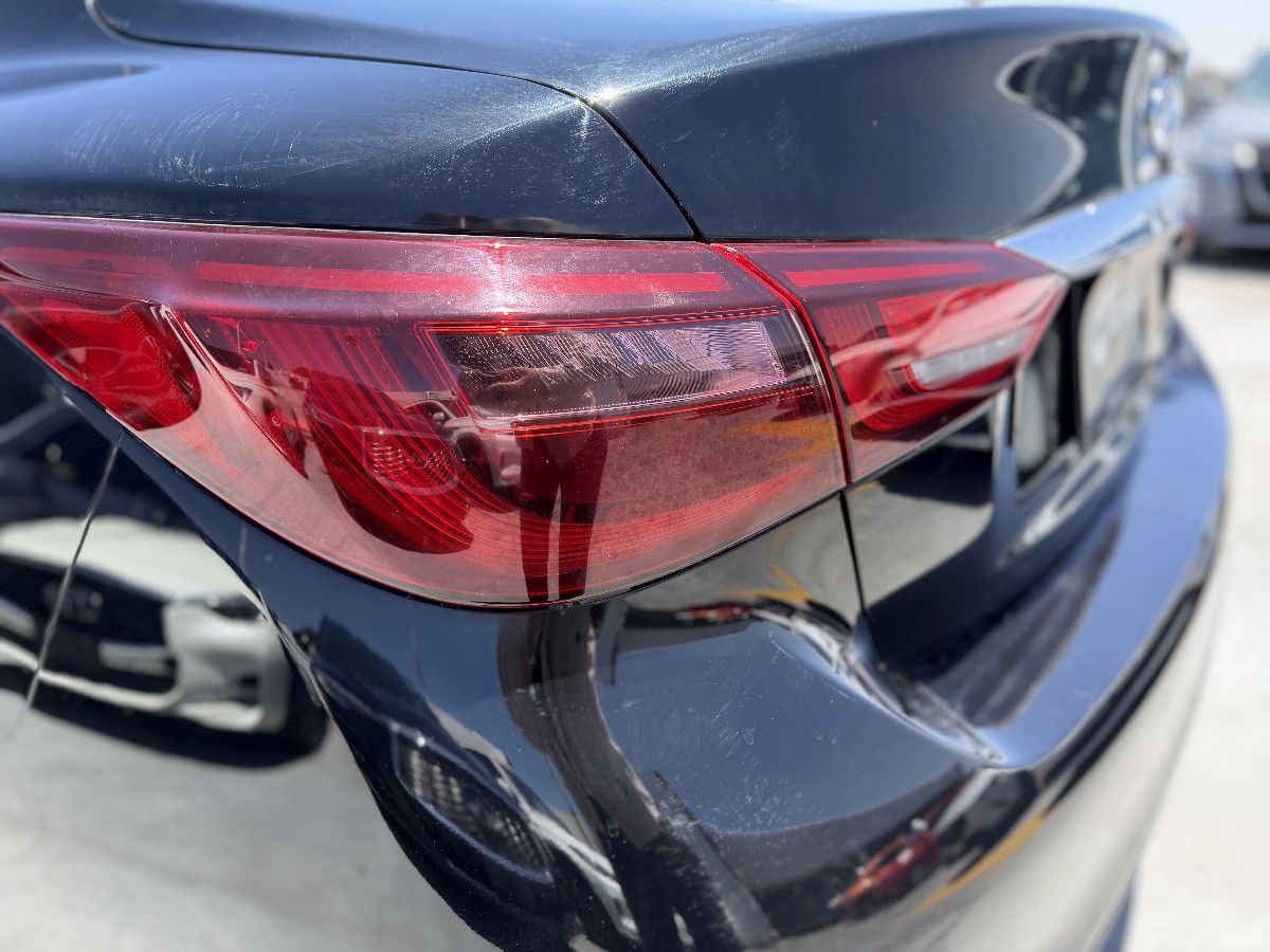2018 INFINITI Q 50 4p Q50 Hybrid 50kw o V6/3.5 Aut
