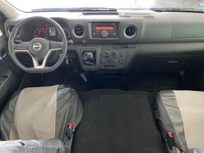 2024 Nissan Urvan 4p Amplia L4/2.5 Man