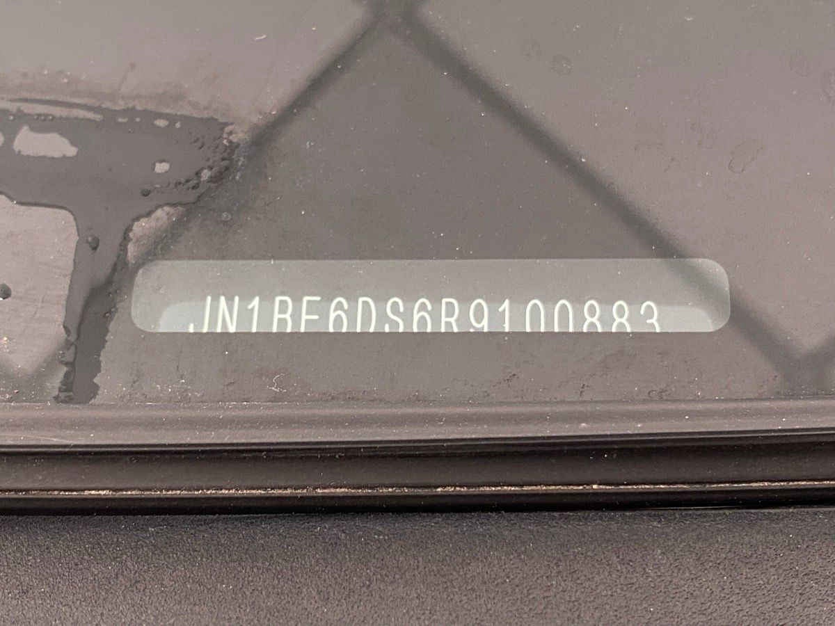 2024 Nissan Urvan 4p Amplia L4/2.5 Man