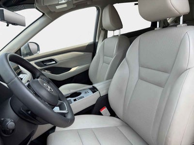 2026 Nissan X-Trail 5p Platinum Plus 2 Row L4/2.5 Aut