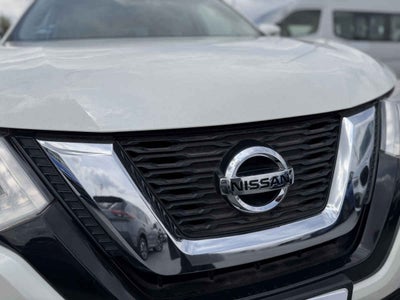 2022 Nissan X-Trail 5p Sense 3 L4/2.5 Aut Banca abatible