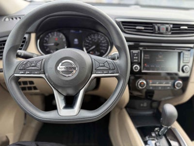2022 Nissan X-Trail 5p Sense 3 L4/2.5 Aut Banca abatible
